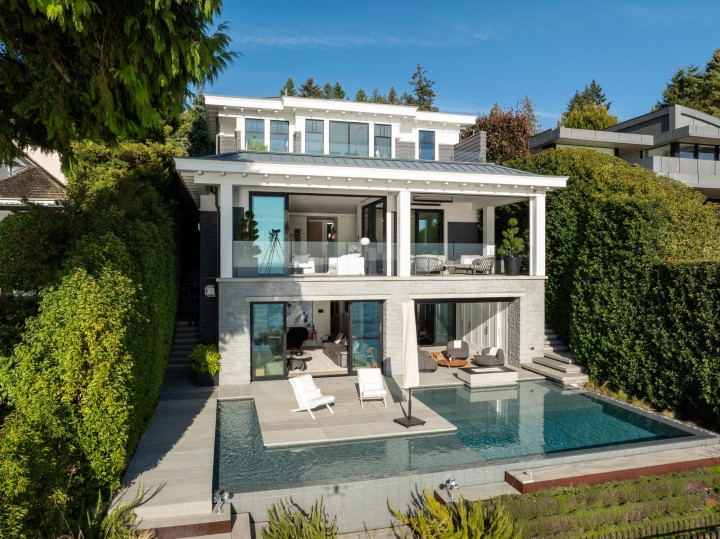 Photo 39 at 3156 Travers Avenue, West Bay, West Vancouver