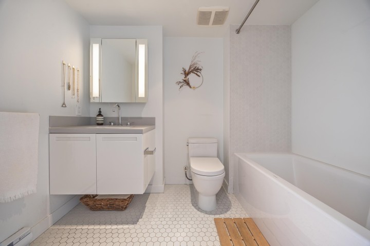 Photo 27 at PH9 - 188 Keefer Street, Downtown VE, Vancouver East