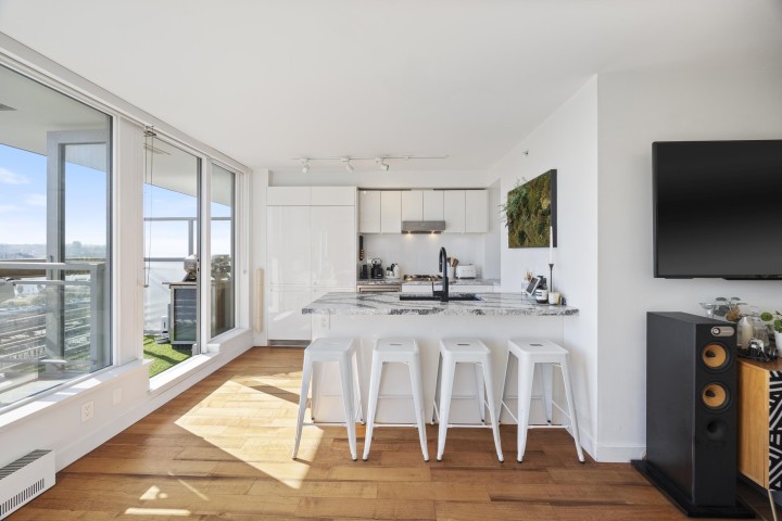Photo 3 at PH9 - 188 Keefer Street, Downtown VE, Vancouver East