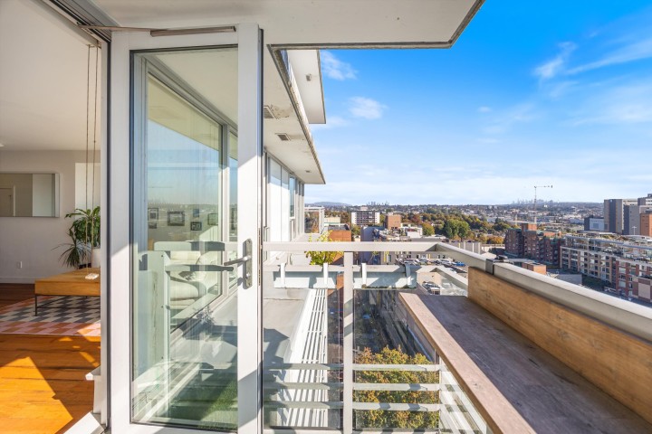Photo 11 at PH9 - 188 Keefer Street, Downtown VE, Vancouver East