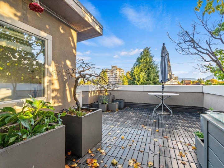 Photo 19 at 1 - 2450 Alma Street, Kitsilano, Vancouver West