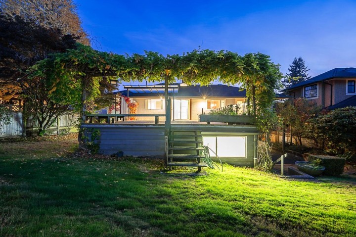 Photo 22 at 2265 Inglewood Avenue, Dundarave, West Vancouver