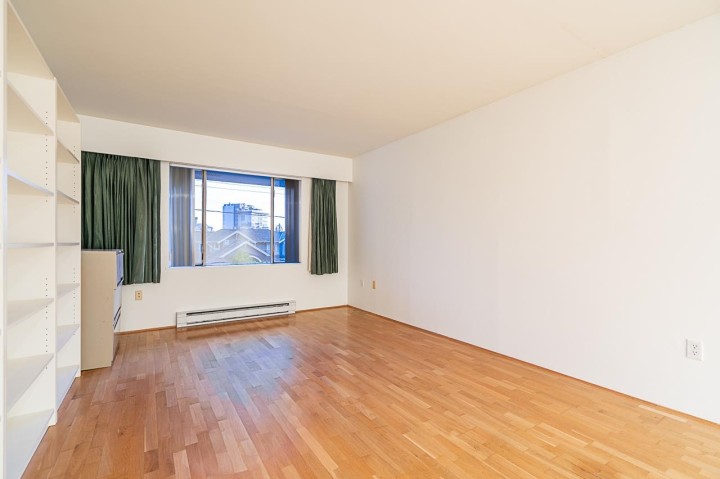 Photo 10 at 2265 Inglewood Avenue, Dundarave, West Vancouver