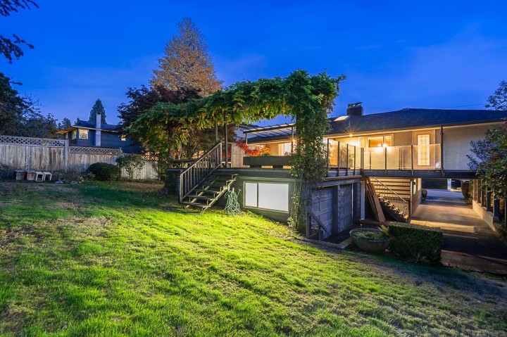 Photo 21 at 2265 Inglewood Avenue, Dundarave, West Vancouver