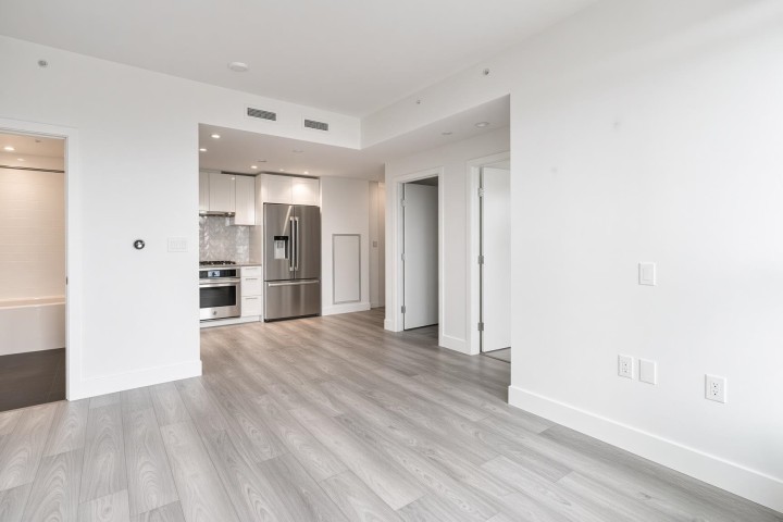 Photo 6 at 804 - 3581 E Kent Avenue North, South Marine, Vancouver East