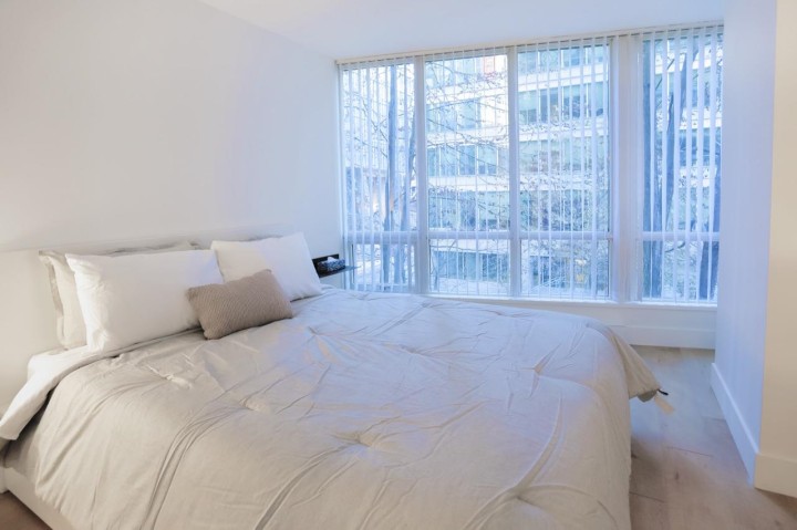 Photo 10 at 608 - 1166 Melville Street, Coal Harbour, Vancouver West