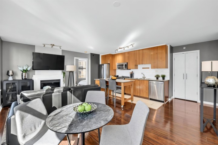 Photo 8 at 1507 - 989 Beatty Street, Yaletown, Vancouver West
