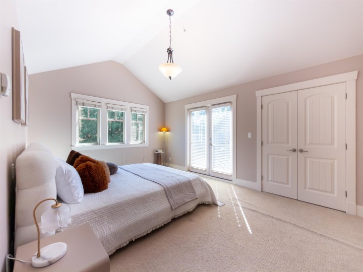 Photo 8 at 208 W 13th Avenue, Mount Pleasant VW, Vancouver West