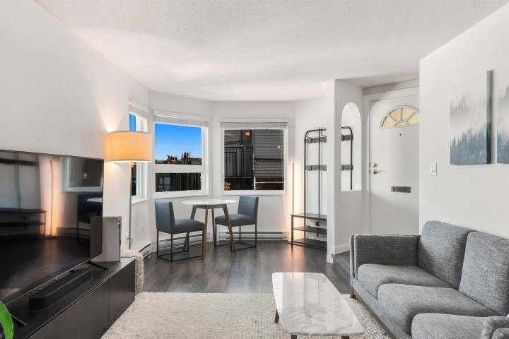 Photo 14 at 5 - 1101 W 8th Avenue, Fairview VW, Vancouver West