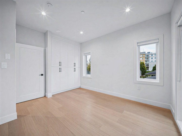 Photo 27 at 2 - 6991 Kerr Street, Killarney VE, Vancouver East