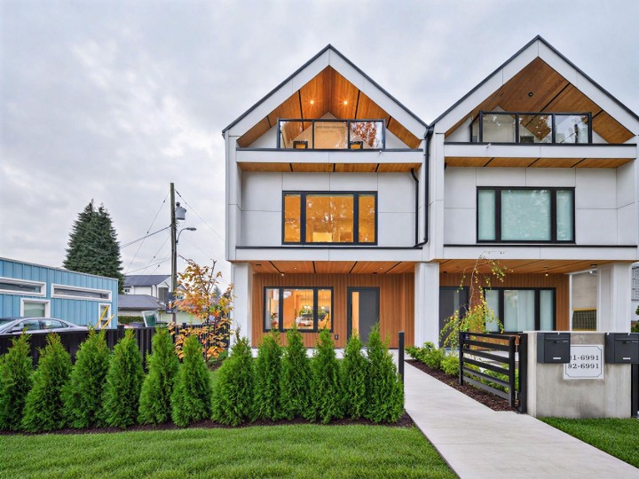 Photo 1 at 2 - 6991 Kerr Street, Killarney VE, Vancouver East