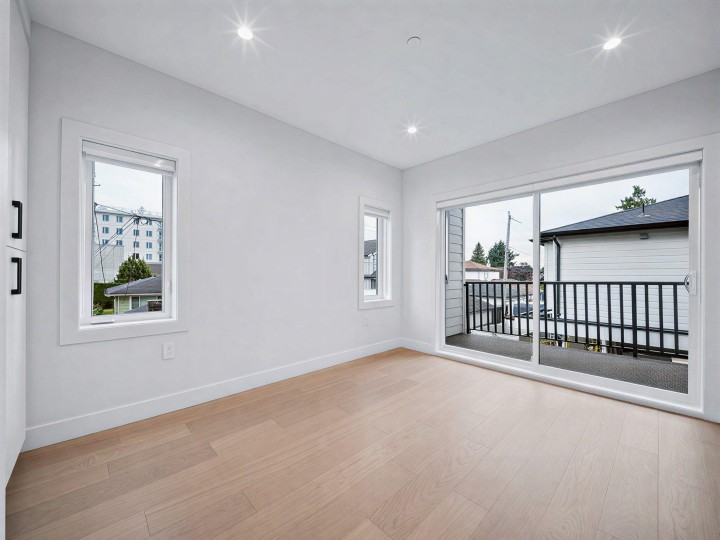 Photo 18 at 2 - 6991 Kerr Street, Killarney VE, Vancouver East