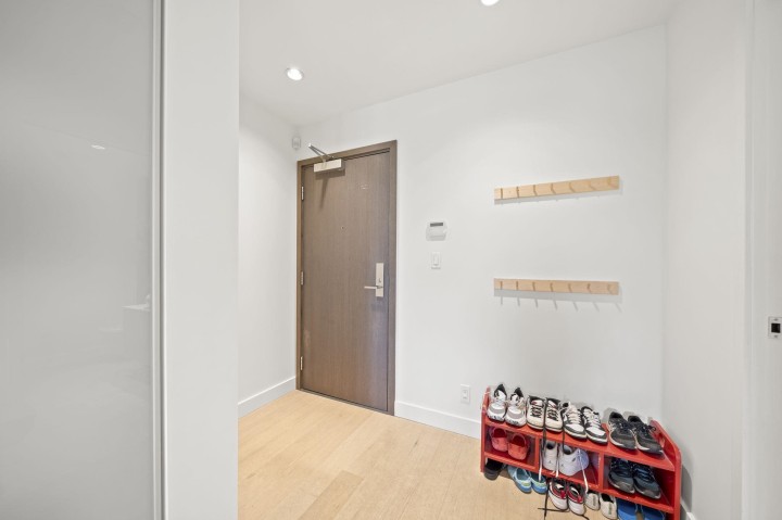 Photo 17 at 201 - 1409 W Pender Street, Coal Harbour, Vancouver West