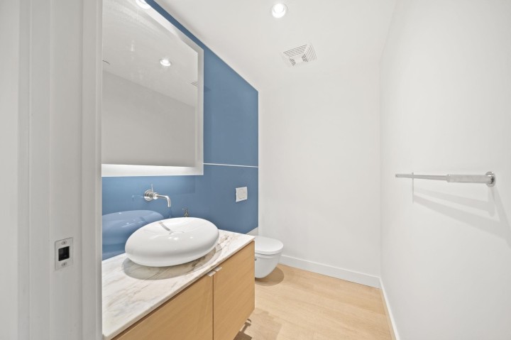 Photo 16 at 201 - 1409 W Pender Street, Coal Harbour, Vancouver West