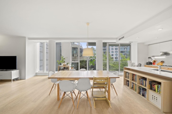 Photo 1 at 201 - 1409 W Pender Street, Coal Harbour, Vancouver West
