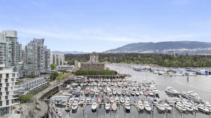 Photo 31 at 201 - 1409 W Pender Street, Coal Harbour, Vancouver West