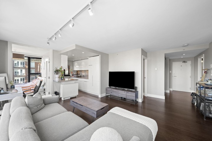Photo 3 at 601 - 1155 Homer Street, Yaletown, Vancouver West