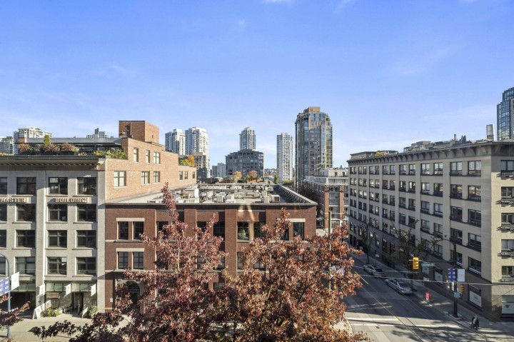 Photo 33 at 601 - 1155 Homer Street, Yaletown, Vancouver West