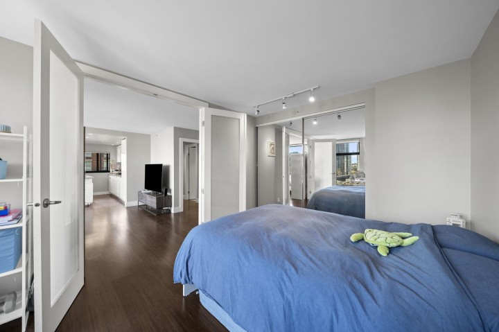 Photo 15 at 601 - 1155 Homer Street, Yaletown, Vancouver West
