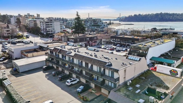 Photo 24 at 1465 Clyde Avenue, Ambleside, West Vancouver