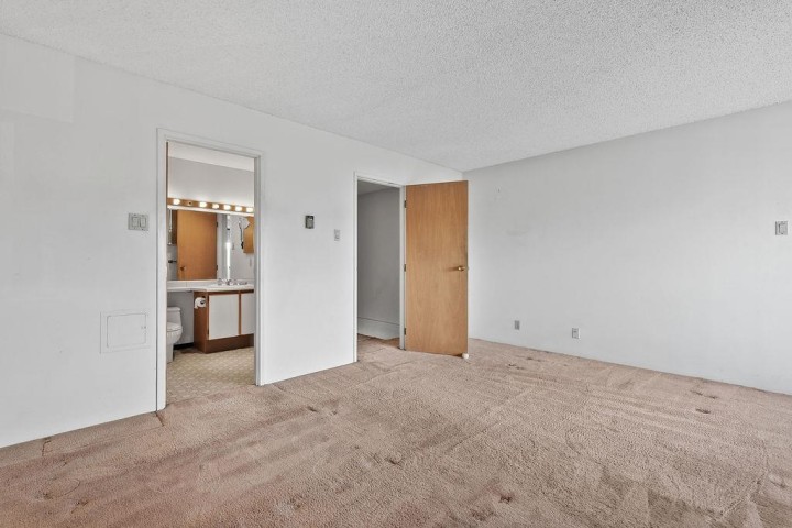 Photo 11 at 1465 Clyde Avenue, Ambleside, West Vancouver