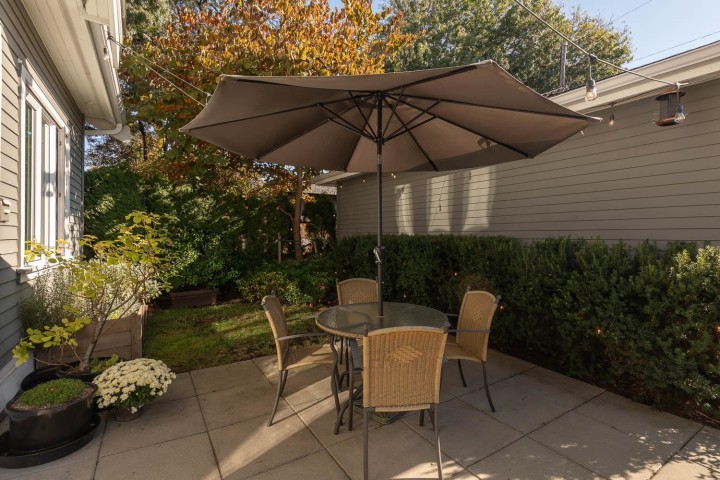 Photo 23 at 572 E 16th Avenue, Fraser VE, Vancouver East