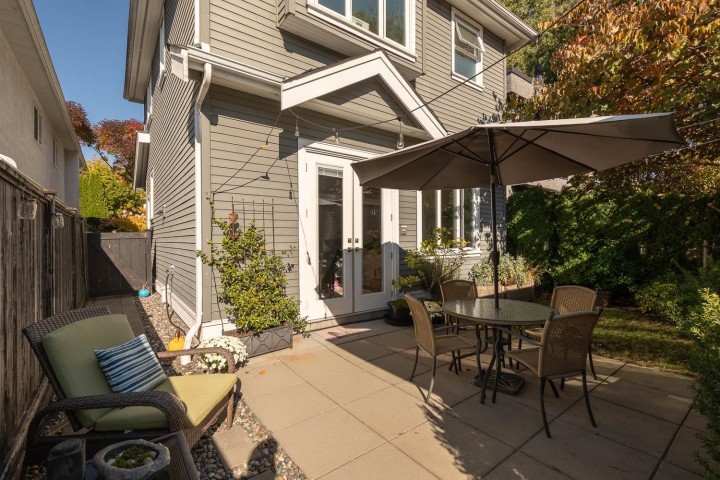 Photo 24 at 572 E 16th Avenue, Fraser VE, Vancouver East