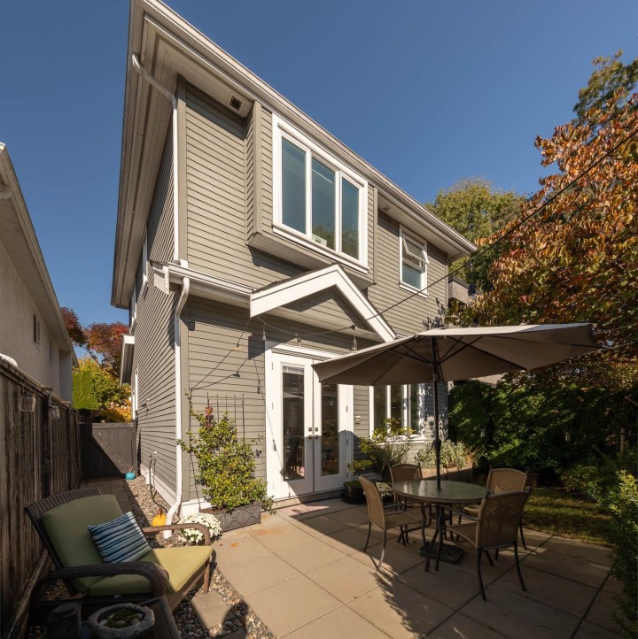 Photo 25 at 572 E 16th Avenue, Fraser VE, Vancouver East