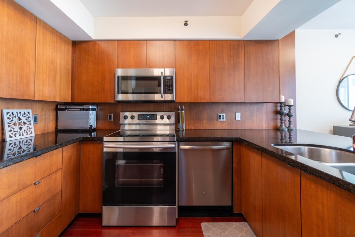 Photo 12 at 503 - 990 Beach Avenue, Yaletown, Vancouver West