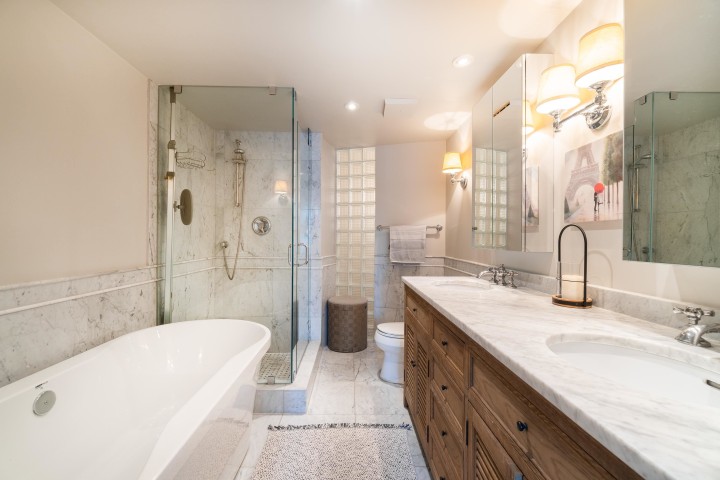 Photo 15 at 503 - 990 Beach Avenue, Yaletown, Vancouver West