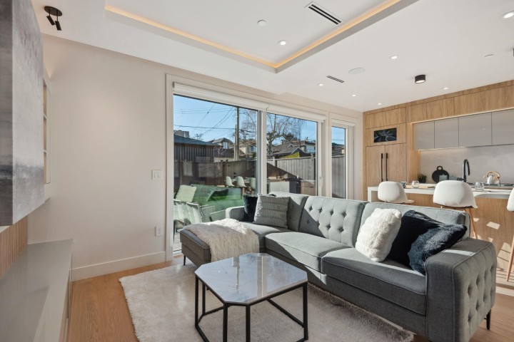Photo 18 at 2 - 3620 W 20th Avenue, Dunbar, Vancouver West