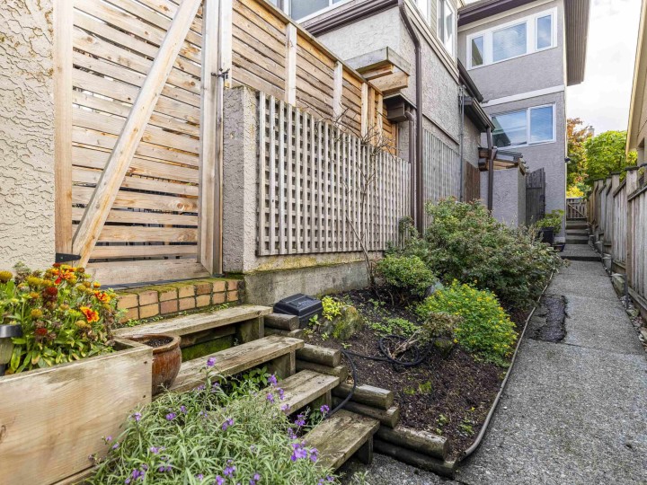 Photo 25 at 101 - 2535 York Avenue, Kitsilano, Vancouver West