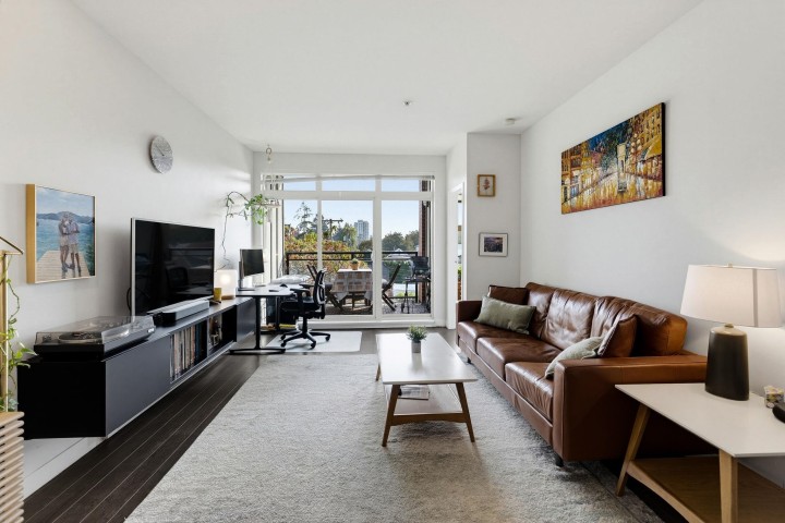 Photo 2 at 311 - 707 E 20th Avenue, Fraser VE, Vancouver East