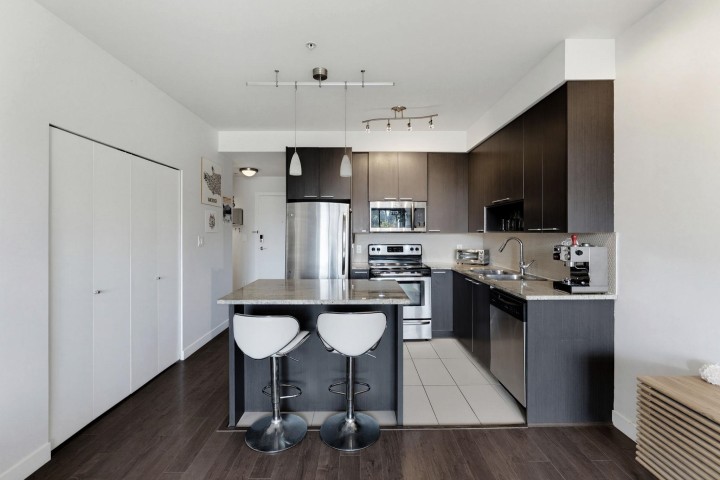 Photo 5 at 311 - 707 E 20th Avenue, Fraser VE, Vancouver East