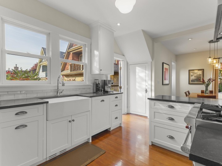 Photo 8 at 179 N Penticton Street, Hastings Sunrise, Vancouver East