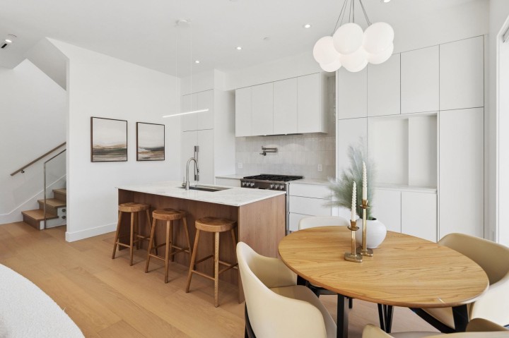 Photo 15 at 2 - 3648 W 20th Avenue, Dunbar, Vancouver West