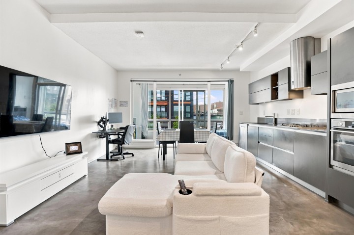 Photo 5 at 209 - 133 E 8th Avenue, Mount Pleasant VE, Vancouver East