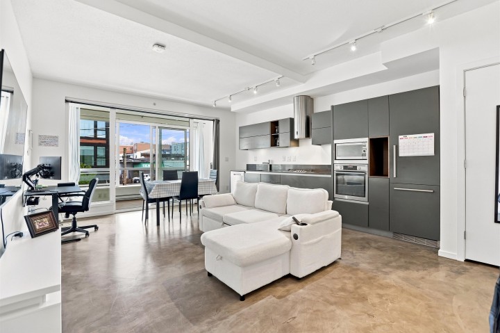 Photo 4 at 209 - 133 E 8th Avenue, Mount Pleasant VE, Vancouver East