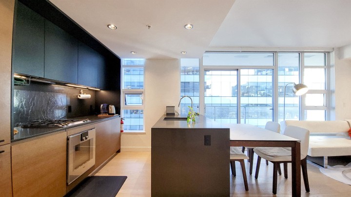 Photo 6 at 1705 - 1289 Hornby Street, Downtown VW, Vancouver West