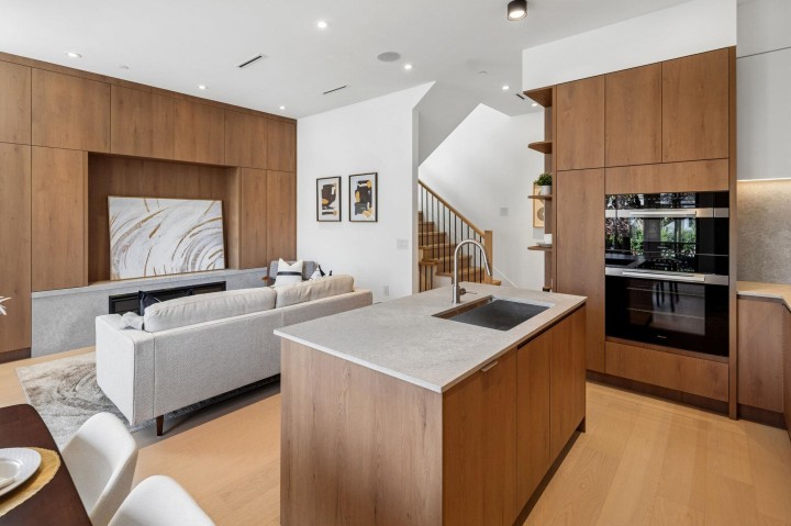 Photo 16 at 1 - 3642 W 20th Avenue, Dunbar, Vancouver West