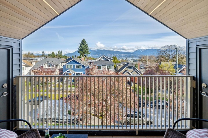 Photo 24 at 1 - 3642 W 20th Avenue, Dunbar, Vancouver West