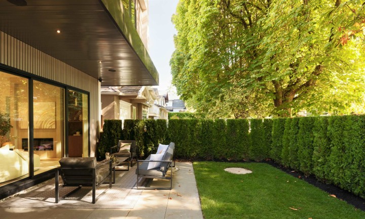 Photo 12 at 1 - 231 E 39th Avenue, Main, Vancouver East