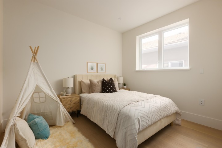 Photo 29 at 1 - 231 E 39th Avenue, Main, Vancouver East