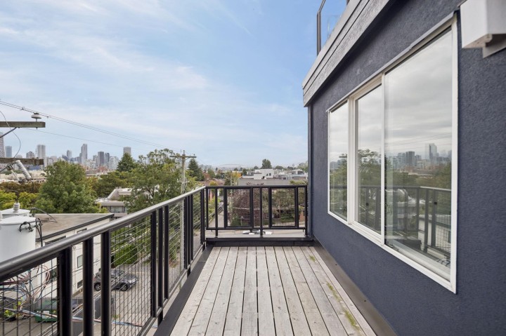 Photo 6 at 1 - 2023 West 4th Avenue, Kitsilano, Vancouver West