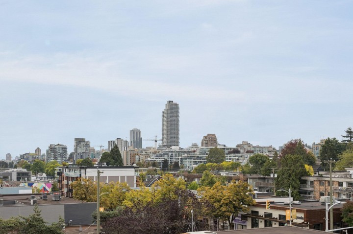 Photo 12 at 1 - 2023 West 4th Avenue, Kitsilano, Vancouver West