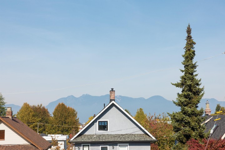 Photo 29 at 2 - 231 E 39th Avenue, Main, Vancouver East