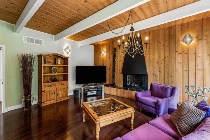 Photo 16 at 455 Macbeth Crescent, Cedardale, West Vancouver