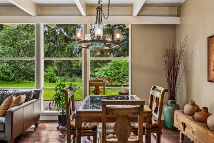 Photo 14 at 455 Macbeth Crescent, Cedardale, West Vancouver