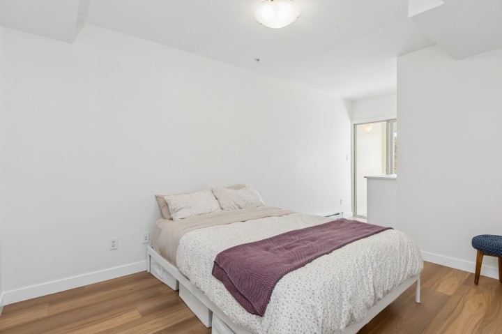 Photo 17 at 311 - 702 E King Edward Avenue, Fraser VE, Vancouver East