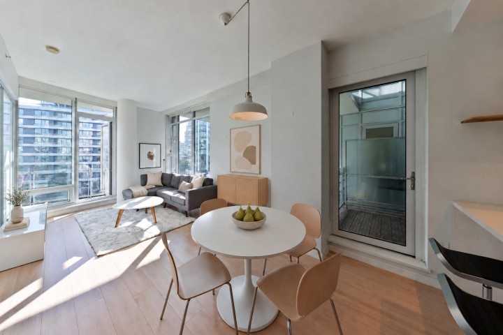 Photo 5 at 505 - 1633 Ontario Street, False Creek, Vancouver West
